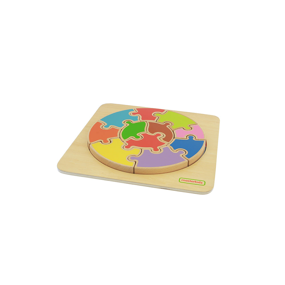 Classroom activity using Masterkidz giant wooden puzzle.