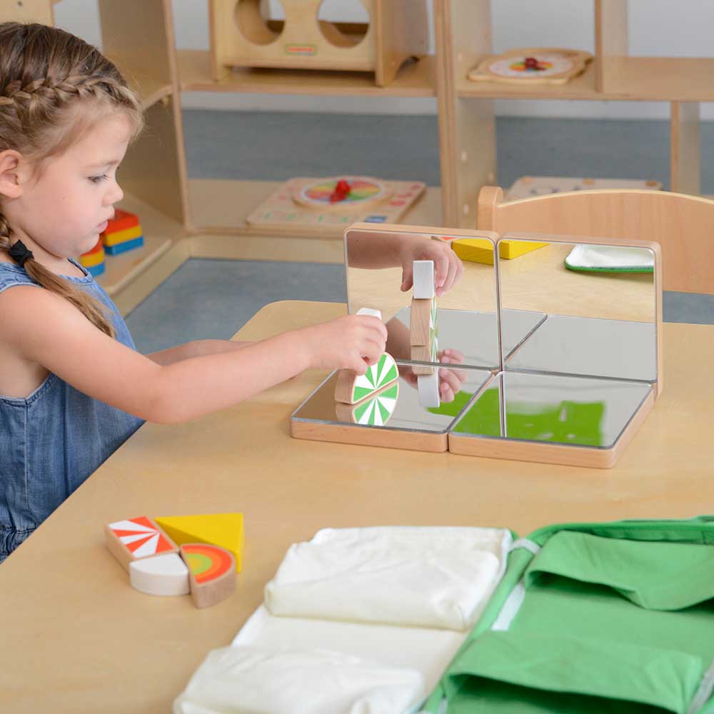 Hands-on visual learning and pattern creation with mirror set
