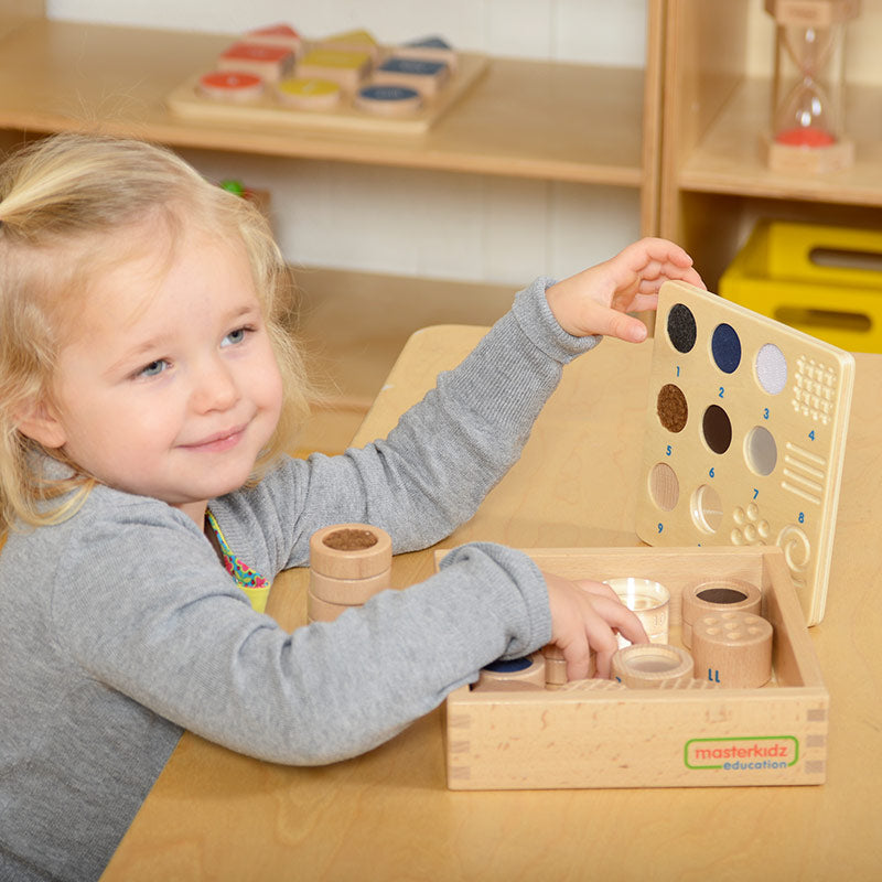 Tactile texture identification with Touch and Guess Box