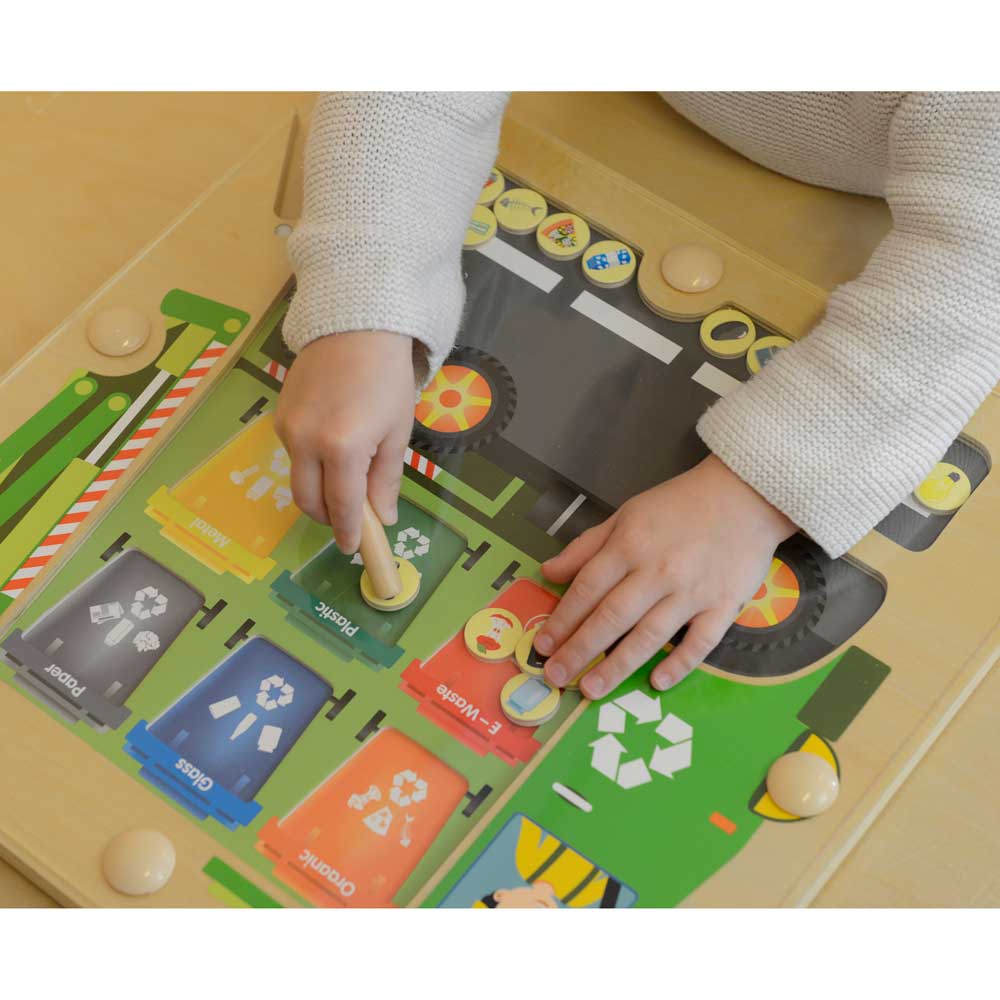 Waste Sorting Recycling Truck