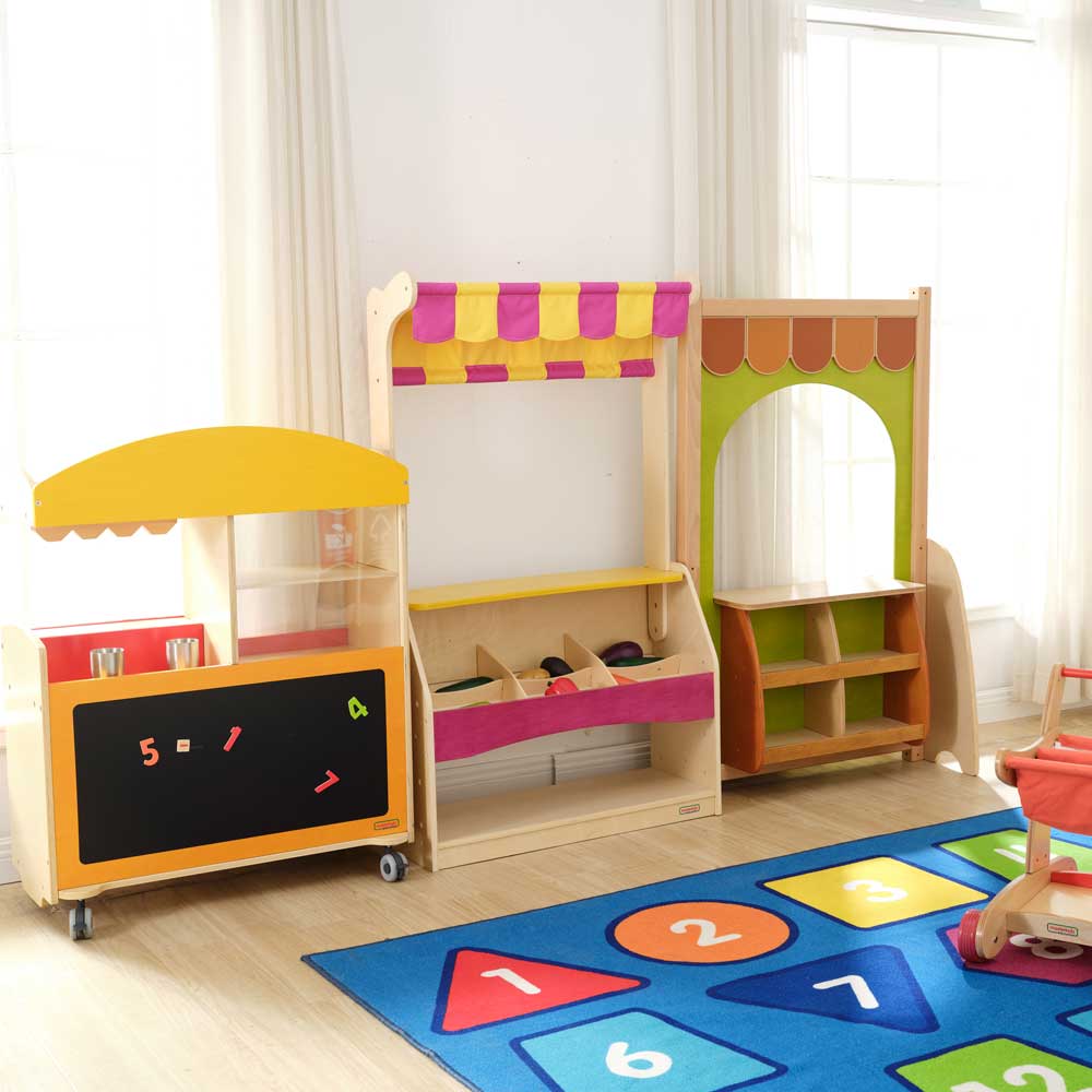 Spacious back area for children to perform puppet shows or sell goods.