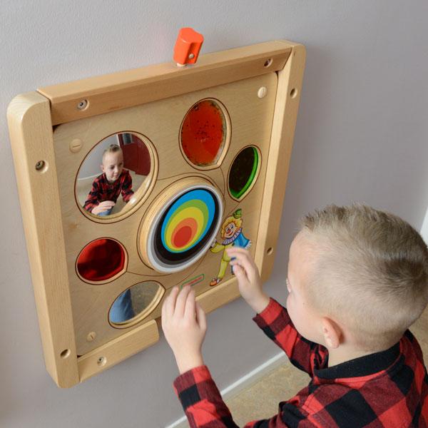 Concentration training spinning wheel sensory wall element