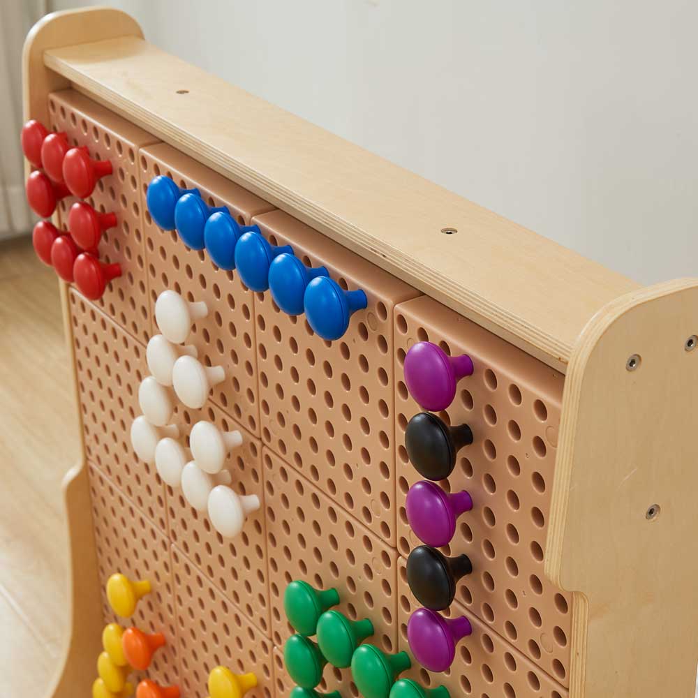 Wooden engineering activity wall with interchangeable accessories