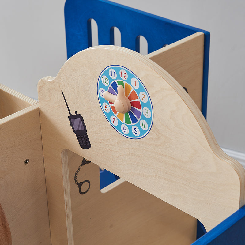 Sturdy play station for kids