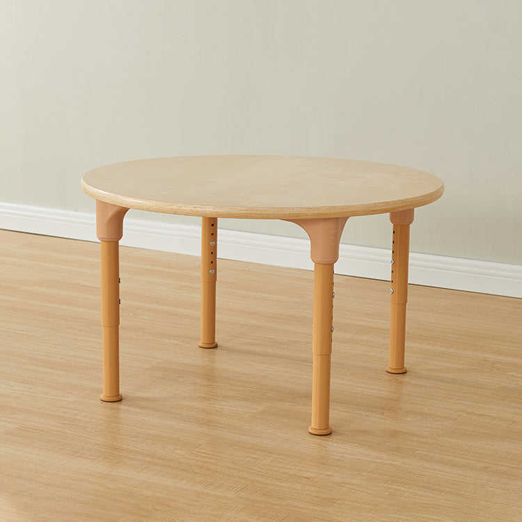 Close-up of desk edge with smooth rounded corners and child-safe finish