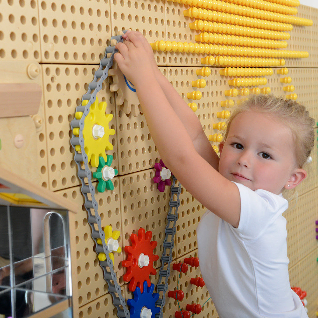 STEM Wall gear system set with handle gears by Masterkidz