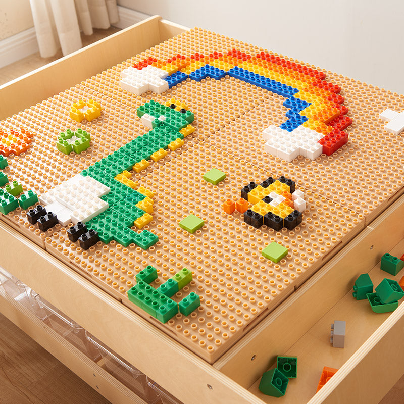 Encourages creativity and logical thinking with open-ended play.