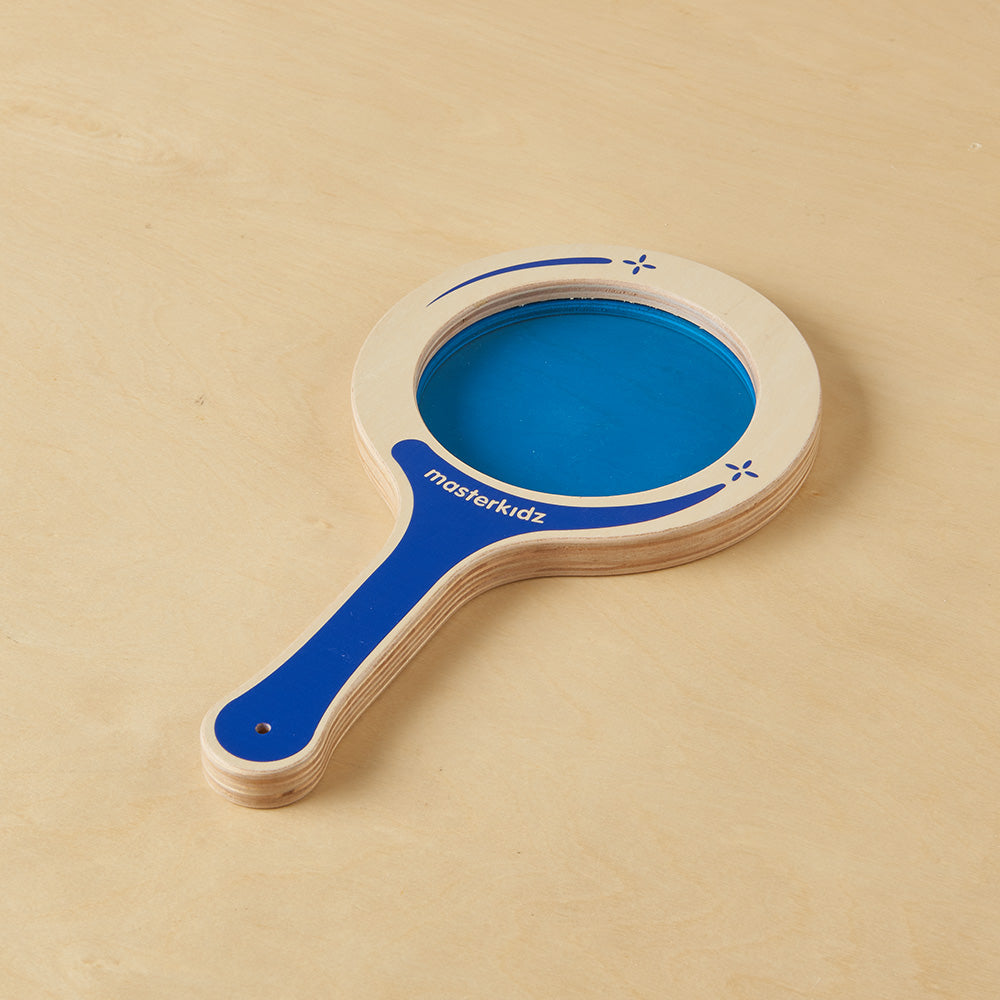 Primary-colour transparent lenses in red, blue and yellow for colour exploration.