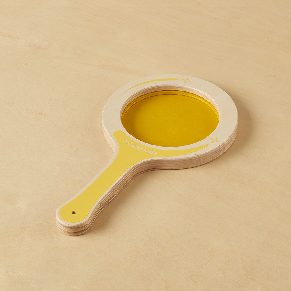 Lightweight, child-friendly handles perfect for little hands.
