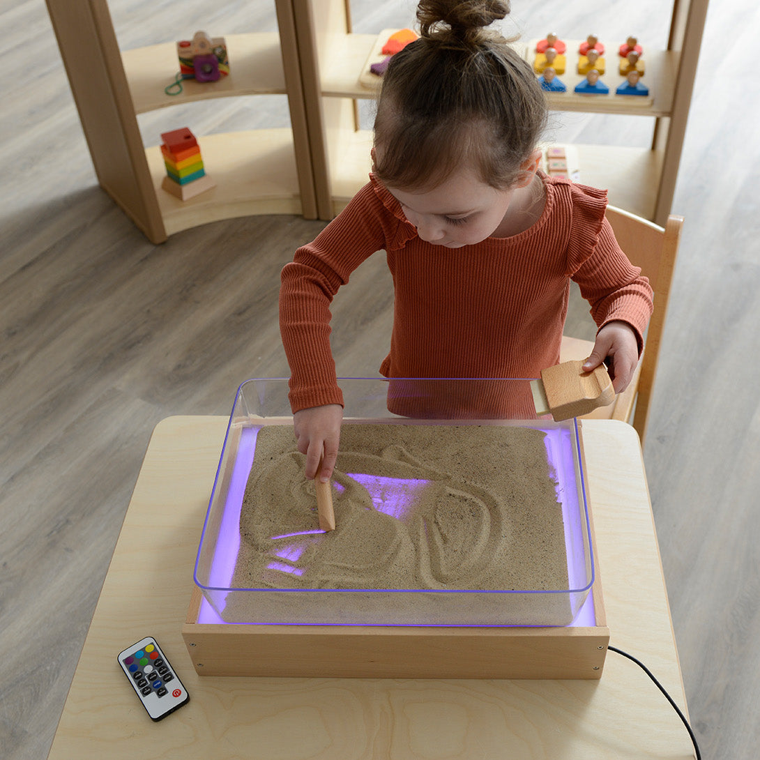 Transparent design enables easy viewing of contents.