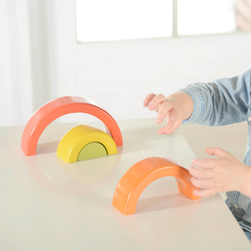 Eco-friendly wooden rainbow puzzle for early creativity and logic