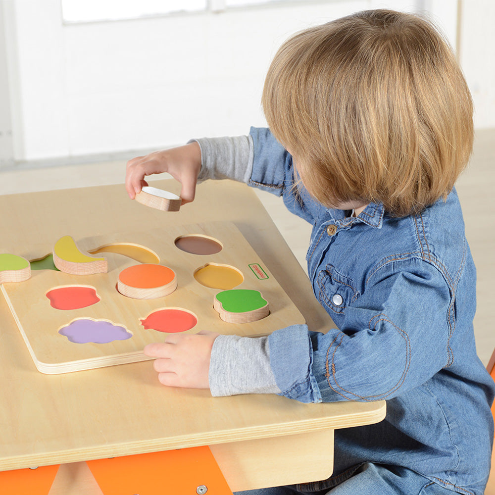 Fruit-shaped wooden blocks for early learning and recognition