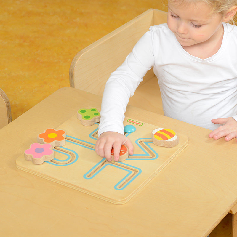 Fine motor skills training toy – Insect Sliding Maze