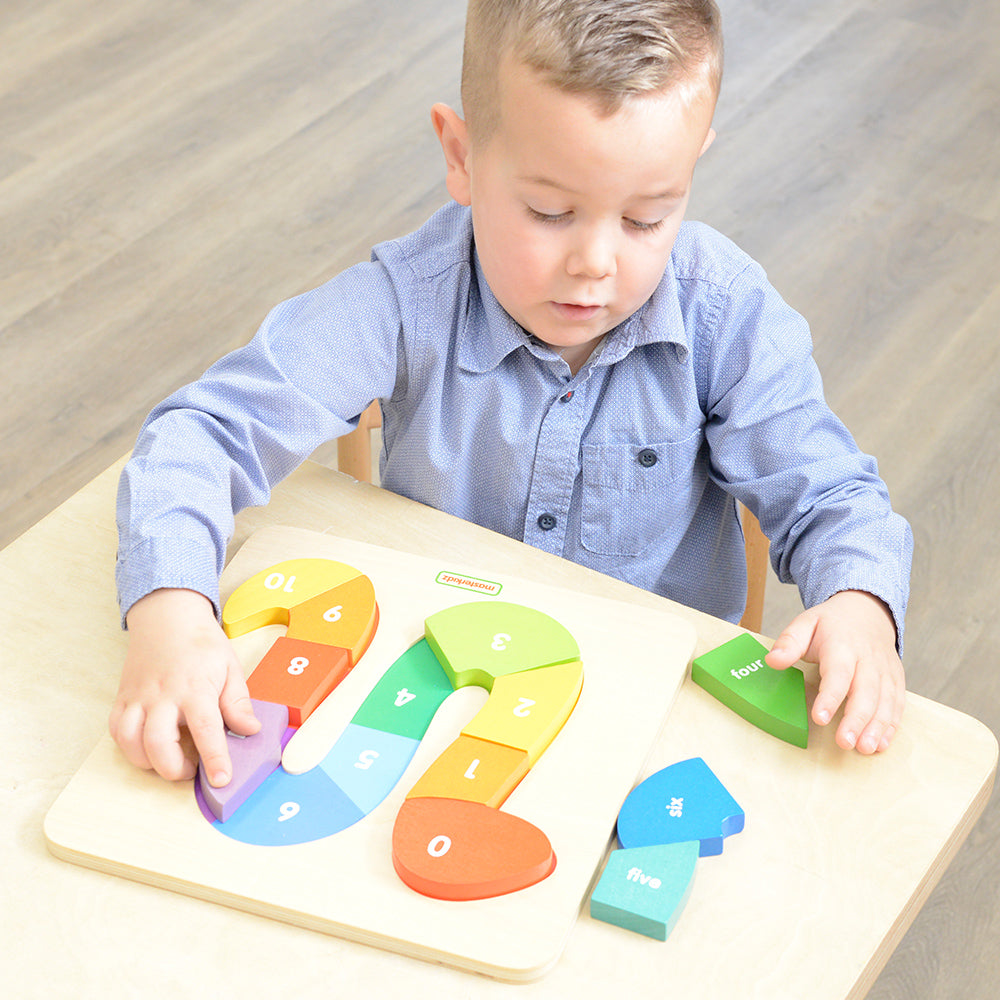 Montessori counting puzzle made from sustainable beech wood