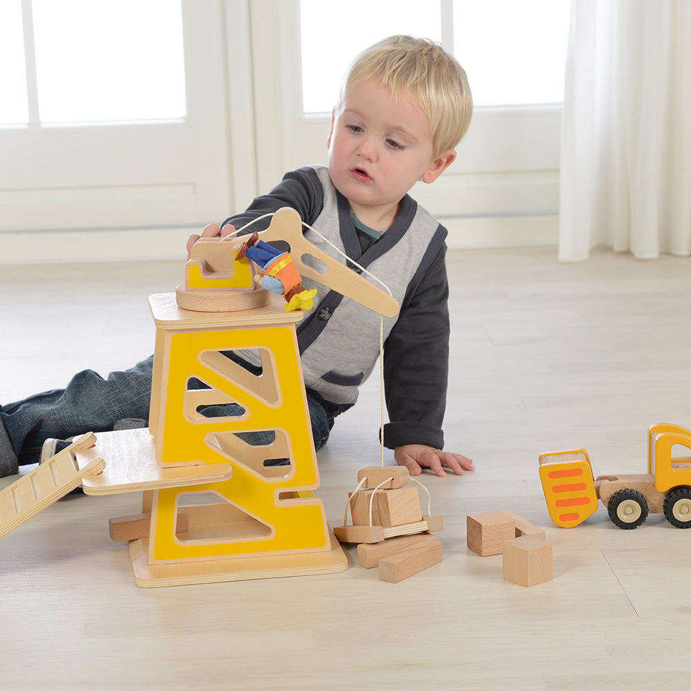 Movable crane platform for lifting and transporting pretend materials