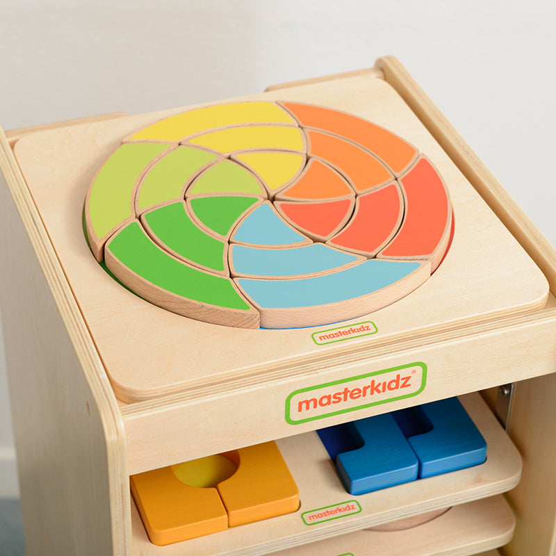 Optional castor base allowing the rack to move around playroom or school.