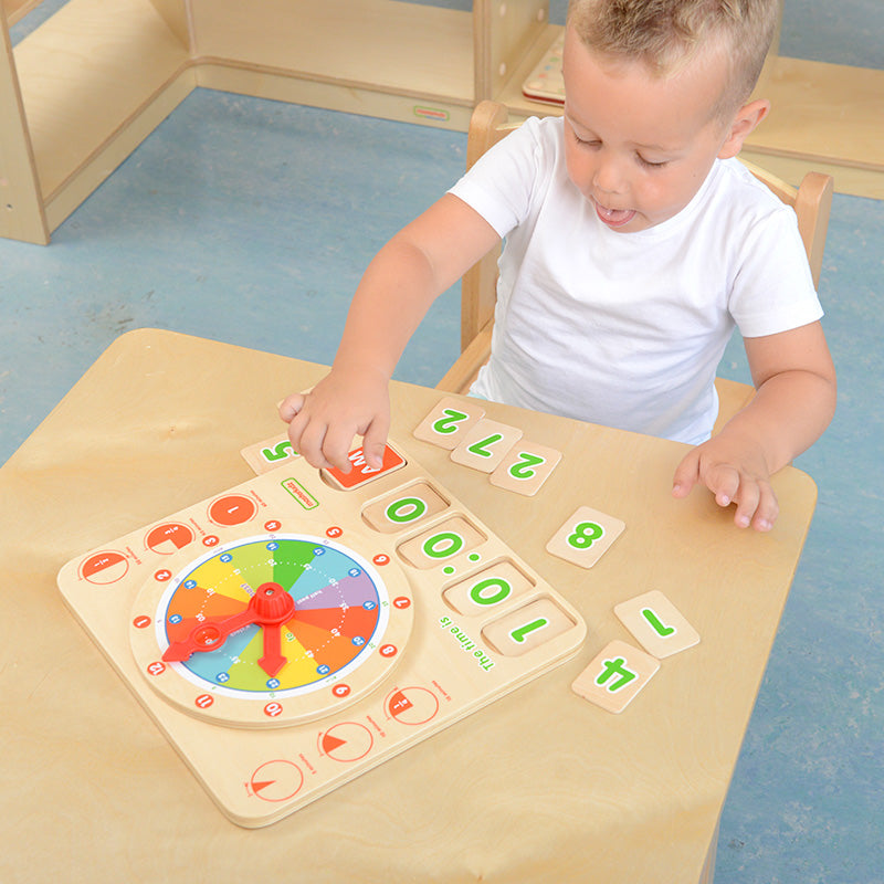 Movable clock hands used for practising analog time reading.
