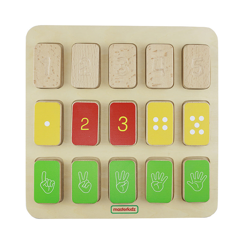 Wooden number board displaying numbers 1–5 in multiple visual and tactile forms.