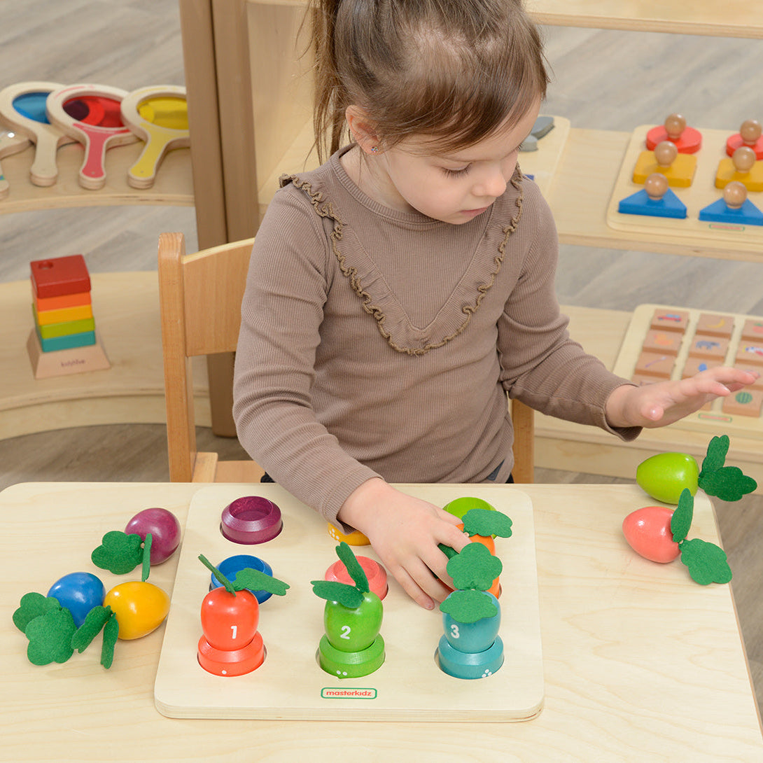 Masterkidz Learning Carrot Farm with bright carrots for number and colour matching