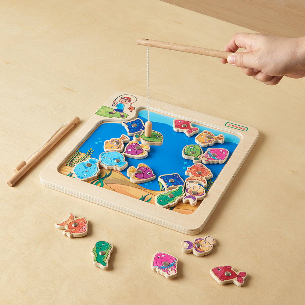 Encourages curiosity about sea creatures and marine life.